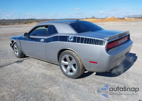 2013 Dodge Challenger Sxt z USA, uszkodzony, nr VIN 2C3CDYAG3DH616289